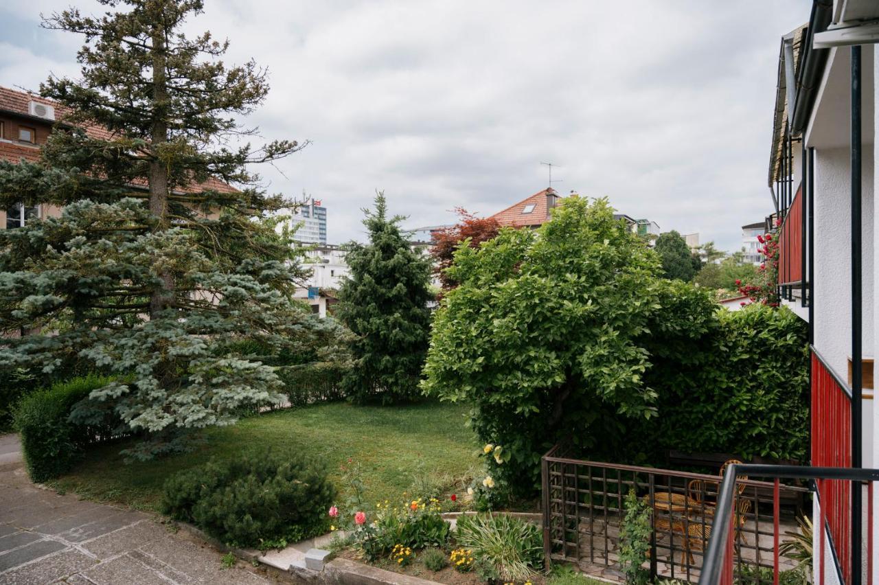 Ljubljana C17 4-Bedroom Private Row House With Garden And Parking ภายนอก รูปภาพ